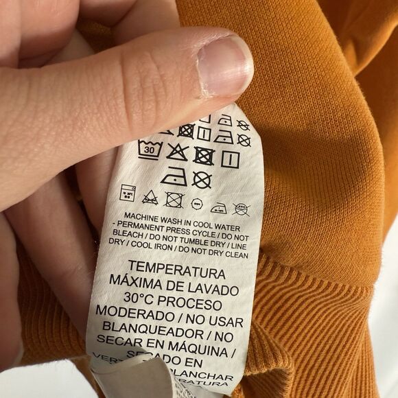 Red Bull Racing Hoodie Men's XS Orange Pockets Pullover Verstappen 1 Pullover - Picture 8 of 11